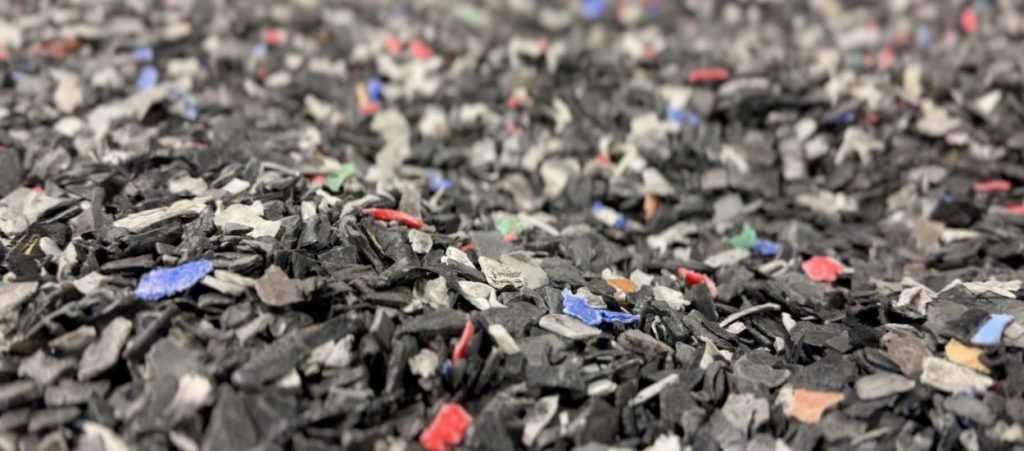 e-plastics-flakes-recycled-ready-for-domestic-reuse-by-oems