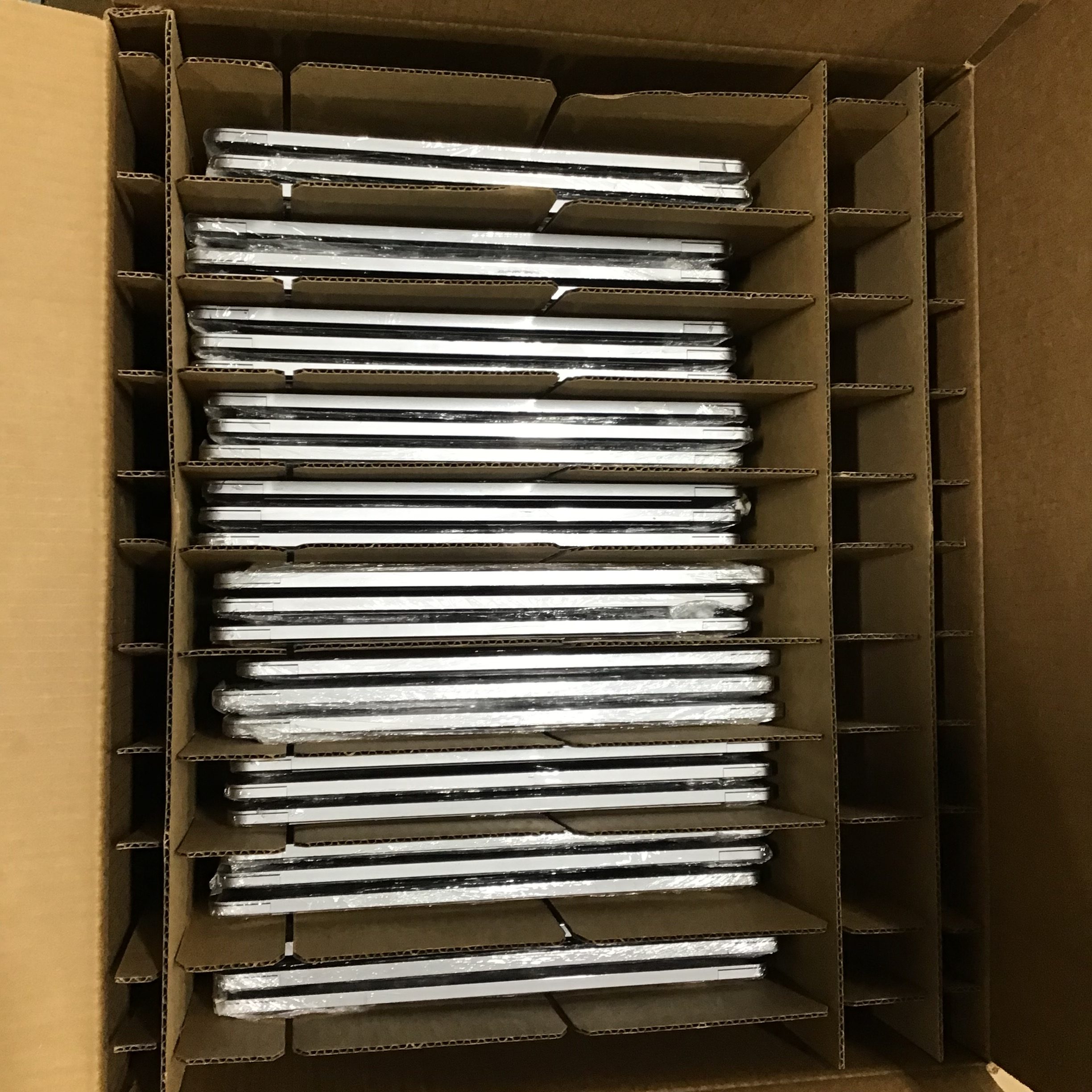 apple laptops – qty: 101 – #so 10130